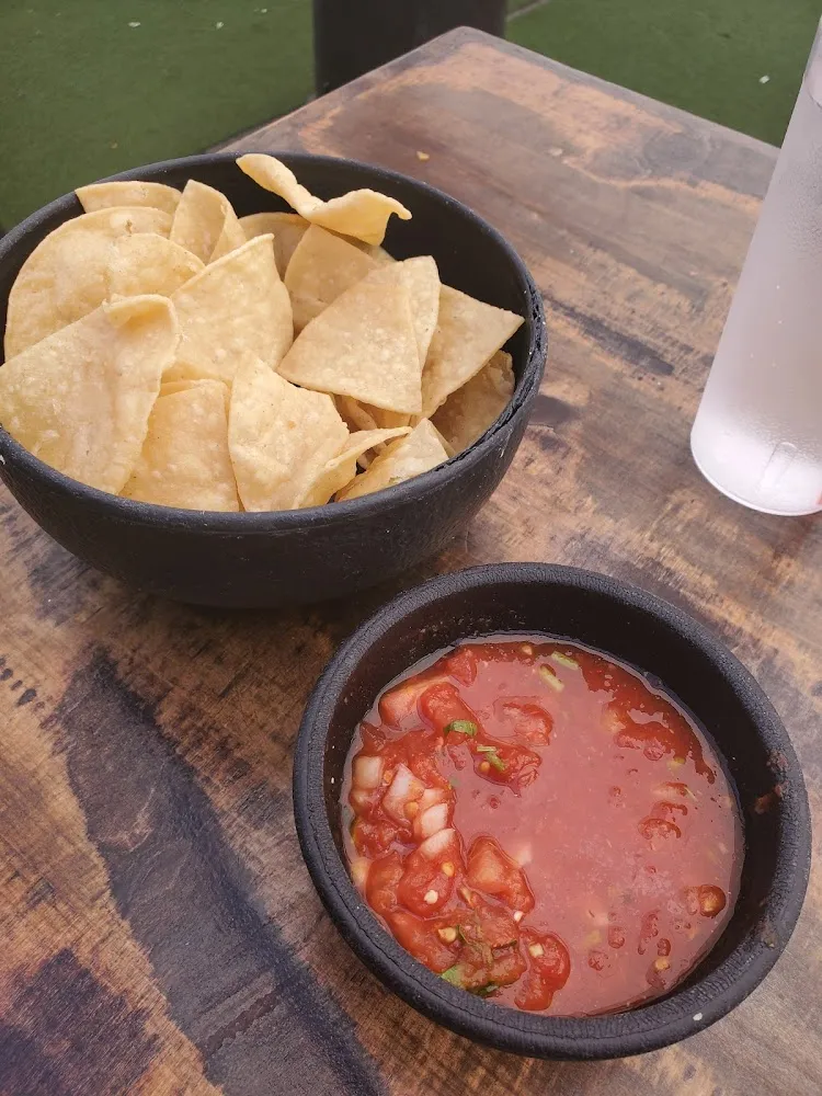 Chips & Salsa